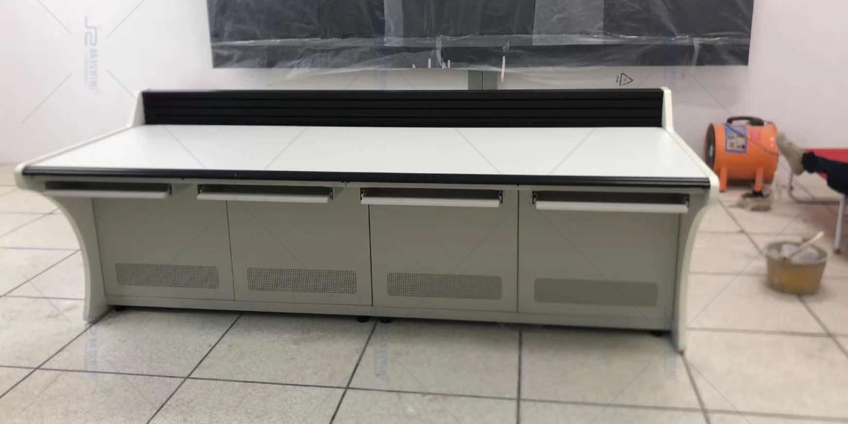 精致操作臺廠家供貨坪山聚龍學(xué)校項目建設(shè)