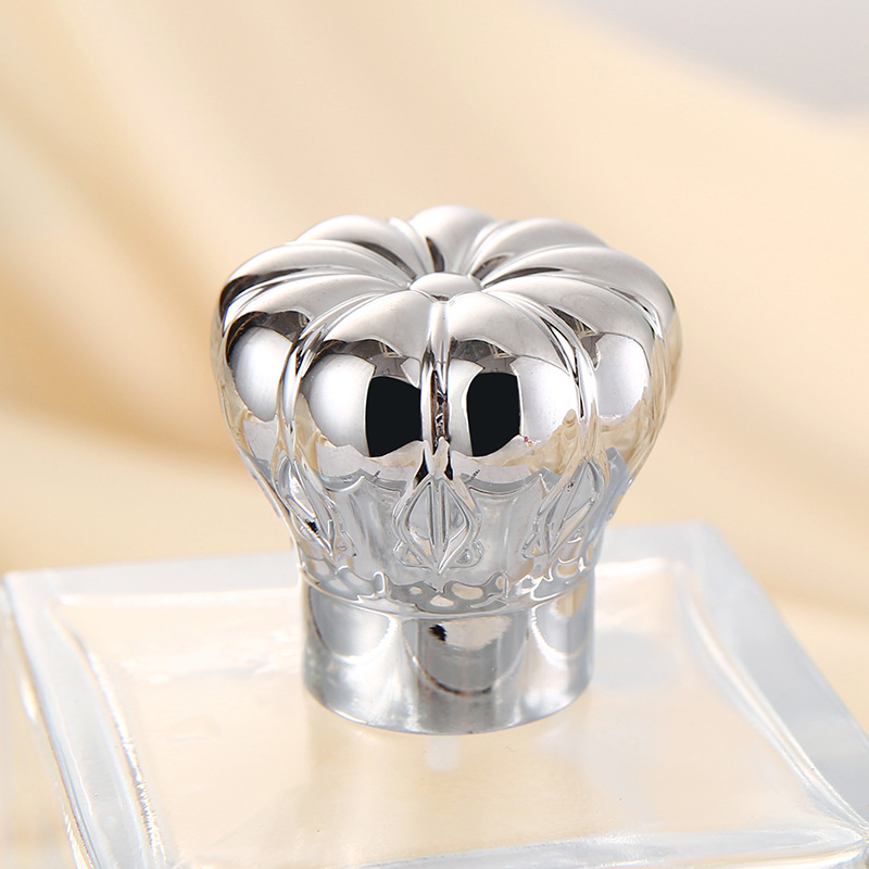 Zamak Metal Silver Flower Shaped Round Perfume Bottle Caps China Manufacturer Zinc Alloy Die Casting Factory
