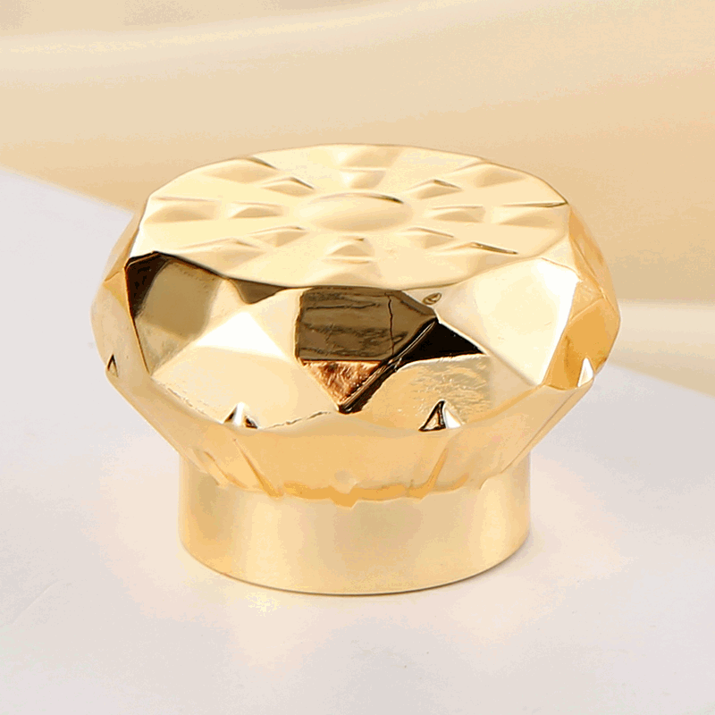 Zamak Metal Golden Round Perfume Bottle Caps Cosmetic Bottle Covers China Manufacturer